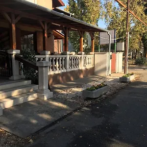park-panzio-budapest.inbudapesthotels.com/