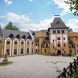 Hotel Zamek Luzec & Wellness