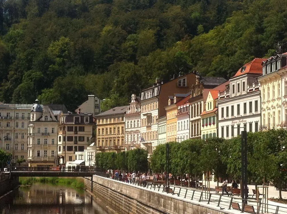 Hotel Maltezsky Kriz Karlovy Vary 3*,